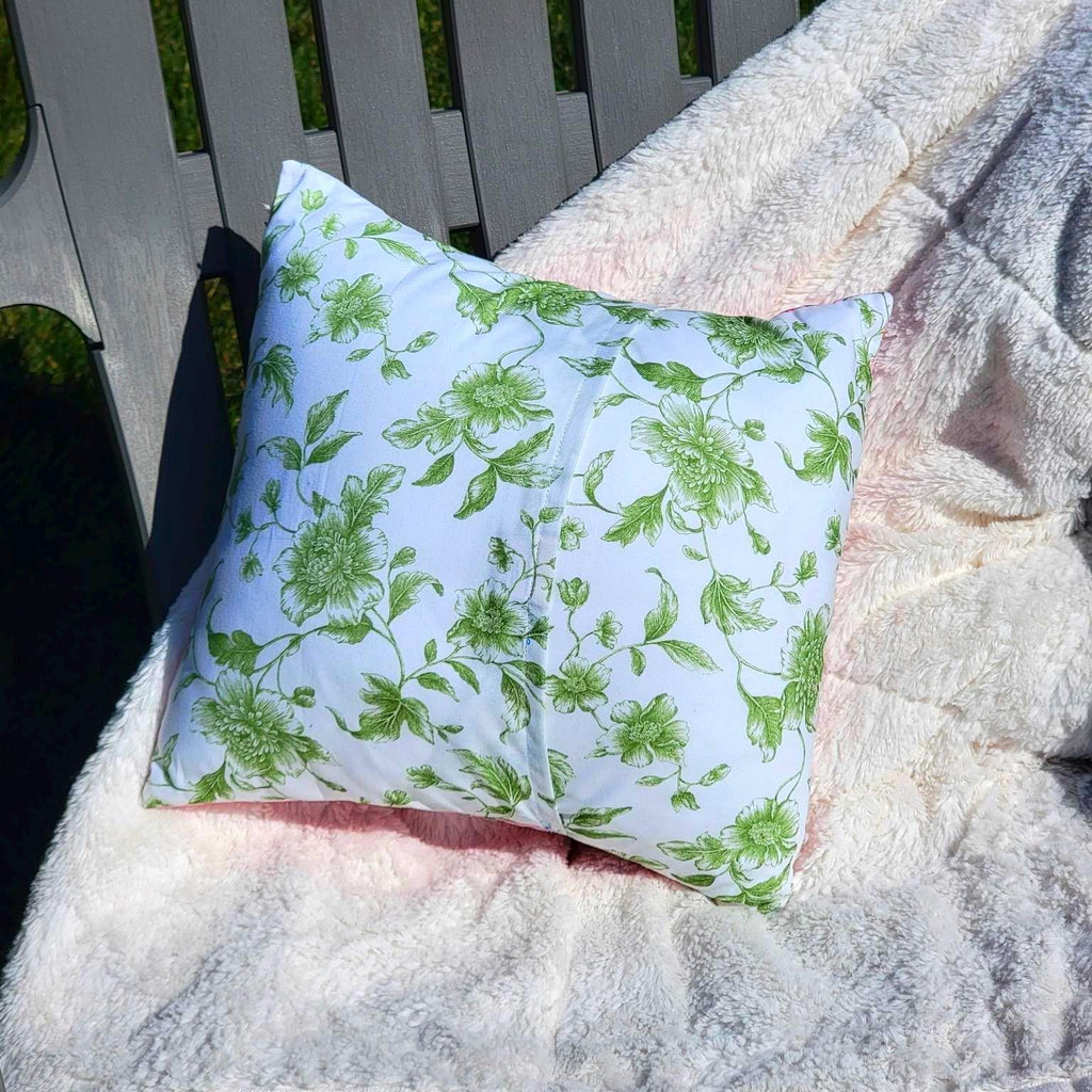 Handmade Flowers Throw Pillow: All Cotton