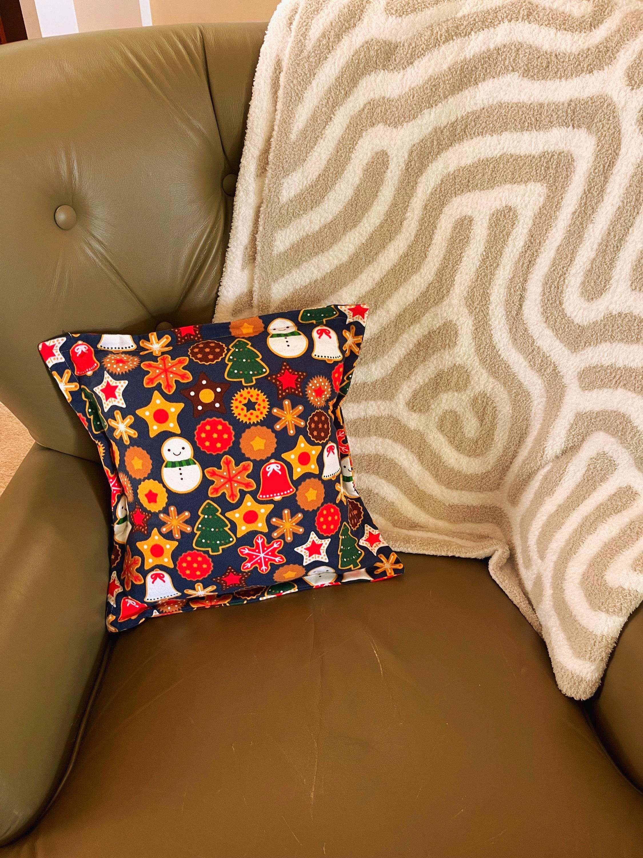 Christmas time throw pillow